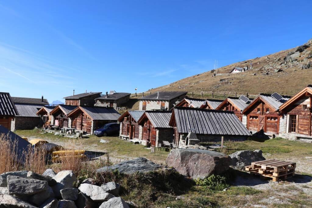 Appartement Le Ver Luisant à Saint-Martin, Val d'Hérens, Valais Exterior foto